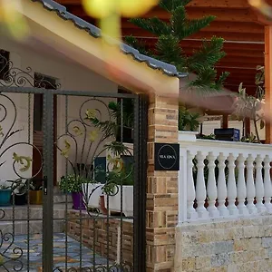 https://vila-jona.albaniahotels.org
