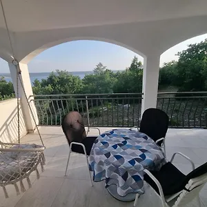https://apartmani-lucija-maslenica.hotelinzadar.com